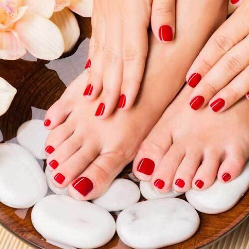 RED("FRIENDLY NAILS SPA") - MANICURE/PEDICURE